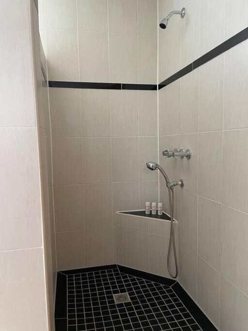 Spring Garden Mobay Resort Luxurious Apartments Montego Bay Exterior foto