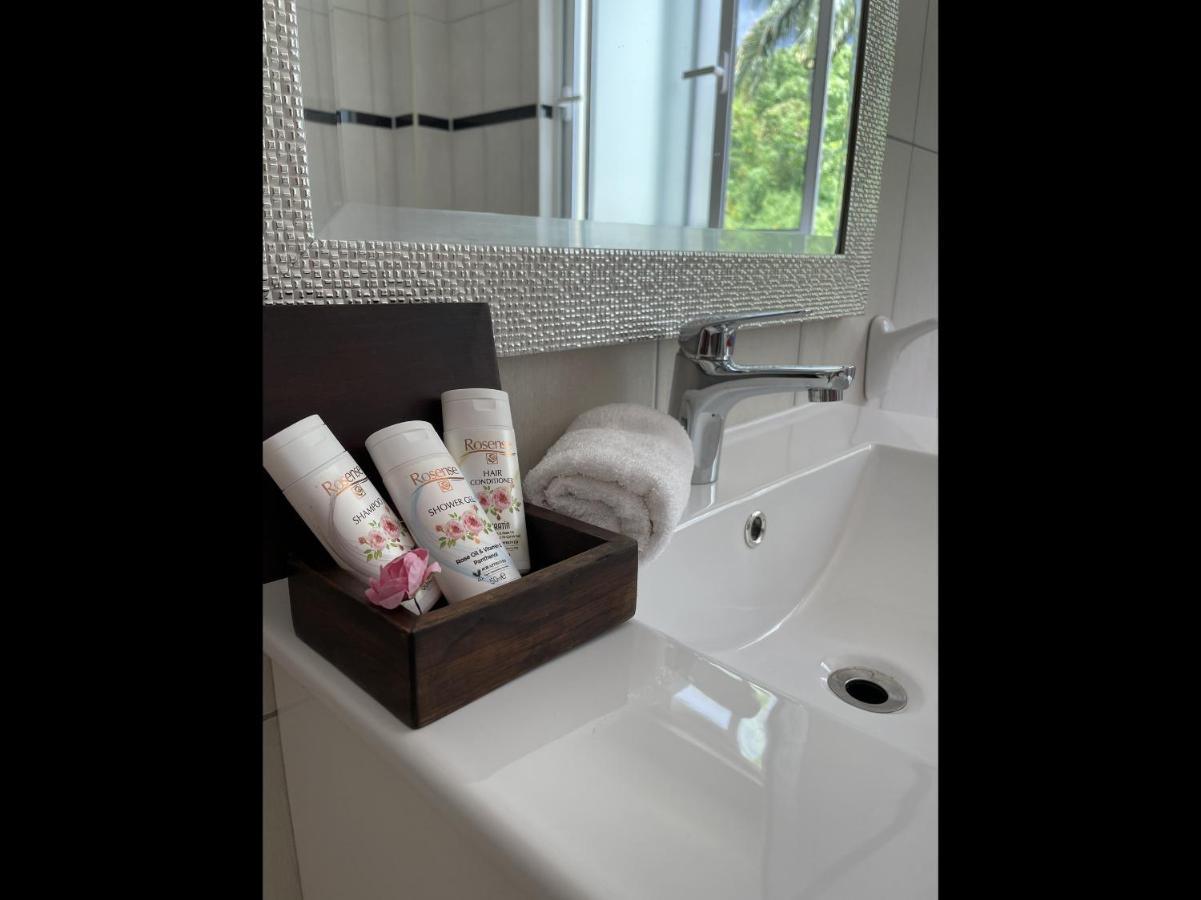 Spring Garden Mobay Resort Luxurious Apartments Montego Bay Exterior foto